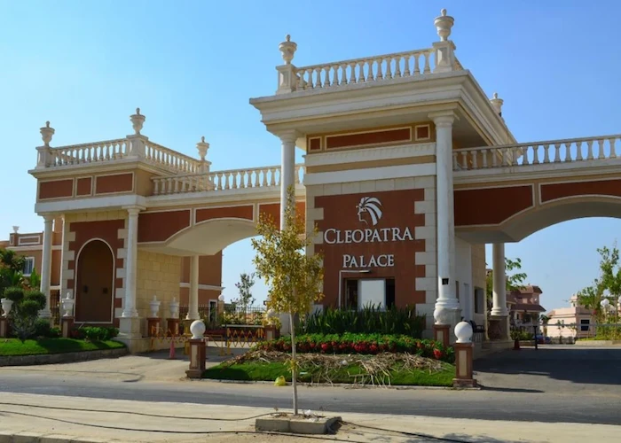 كمبوند كليوباترا الشروق cleopatra palace shorouk مساحات وأسعار